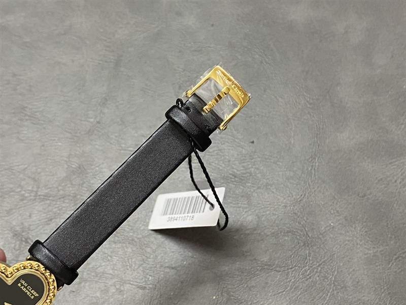 202457164913527 1000